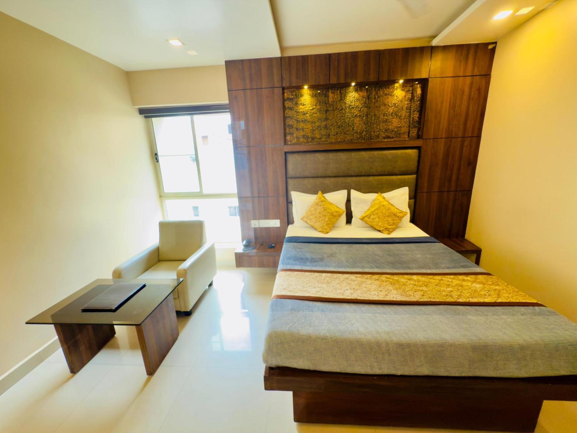 The Hydel Park - Business Class Hotel - Near Central Railway Station Chennai Exteriör bild