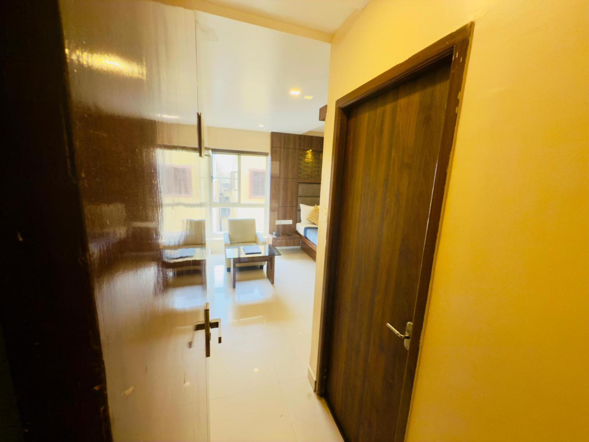 The Hydel Park - Business Class Hotel - Near Central Railway Station Chennai Exteriör bild